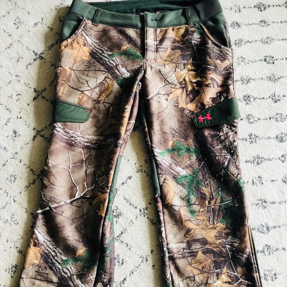 Women’s Under Armour Camo Pants